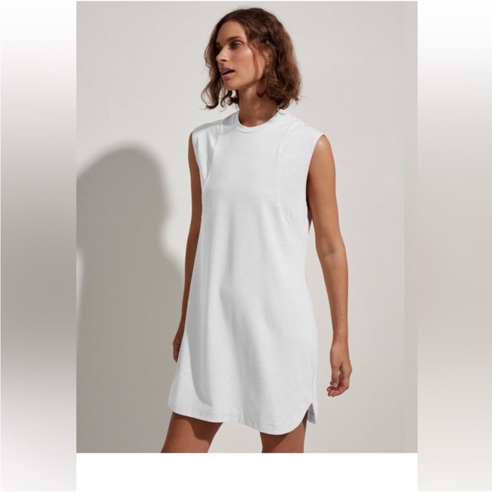 *CLOSET CLOSING SALE* Varley Naples White Sleeveless Dress Size Large